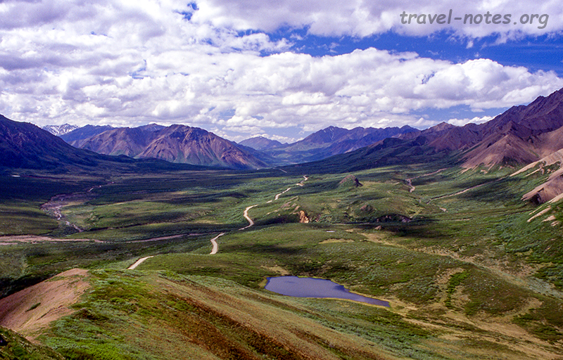 Polychrome basin