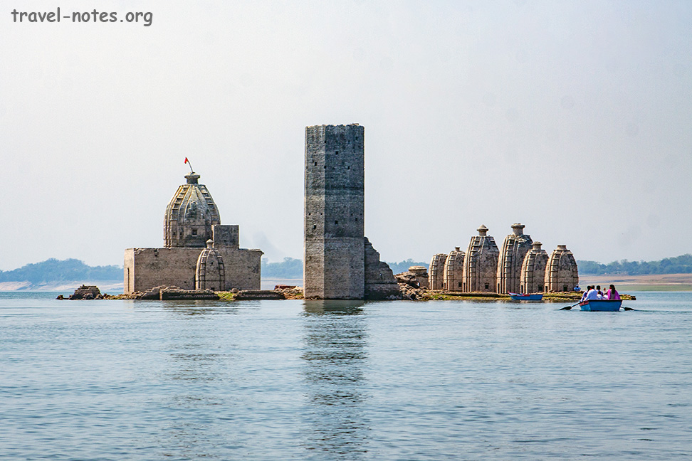 Bathu Temples