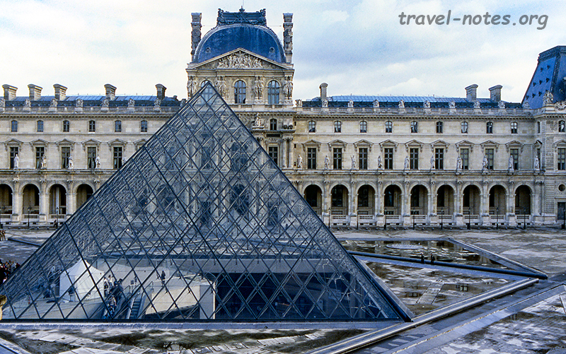 Louvre Museum
